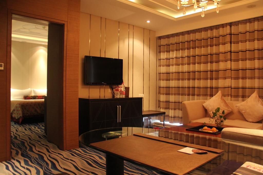 Brigh Radiance Hotel Yantai Exteriör bild